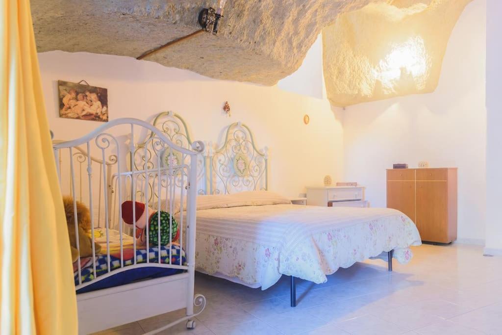 Appartamento In Pietra Di Tufo Verde Ischitana, Forio Forio di Ischia Buitenkant foto